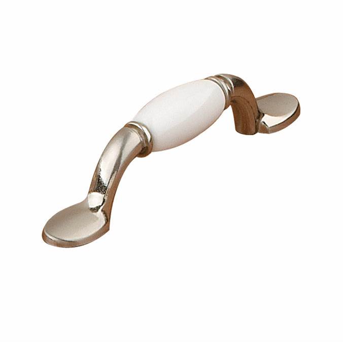 Richelieu America Traditional Metal and Ceramic Pull - 3802